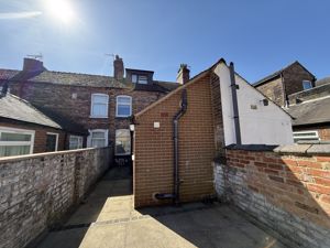 Photo 15- click for photo gallery